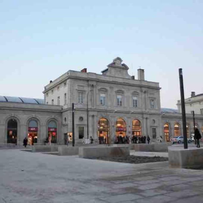 Apppartement Des Sacres De Reims Lägenhet Exteriör bild